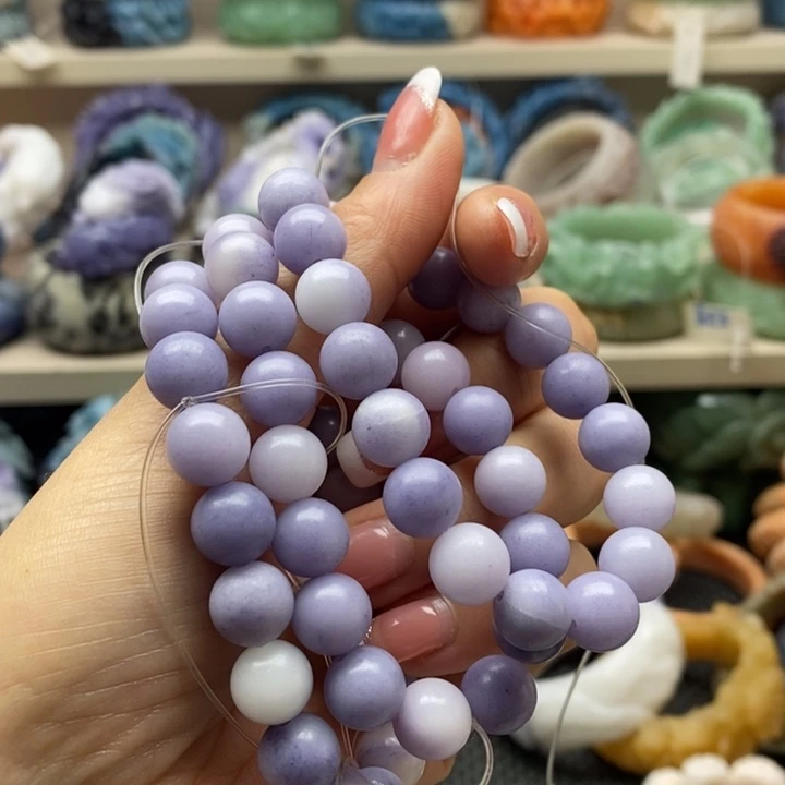 未镶嵌手镯石英岩玉