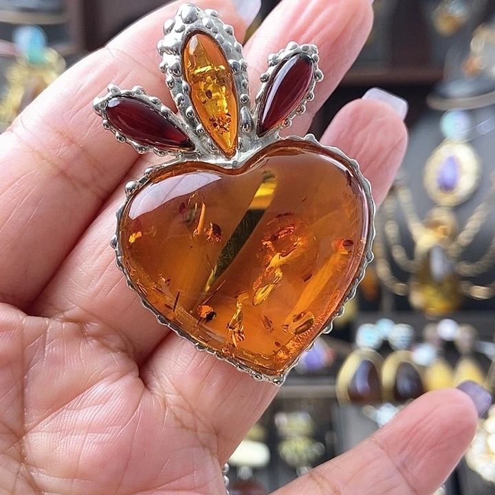 琥珀颈饰银S925镶嵌吊坠