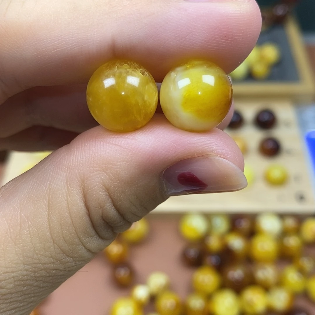 晨***钓未镶嵌琥珀裸石蜜蜡