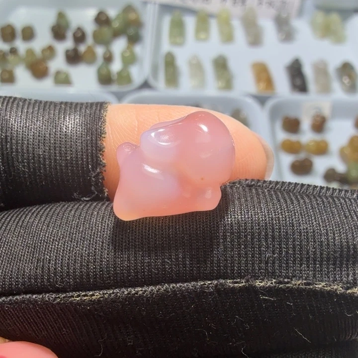 和田玉未镶嵌珠宝奇石