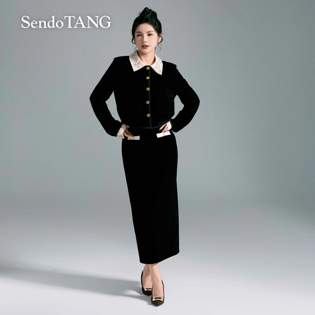 高定丝绒【独宠】胖多女装新款设计感钉珠小香风外套半裙套装