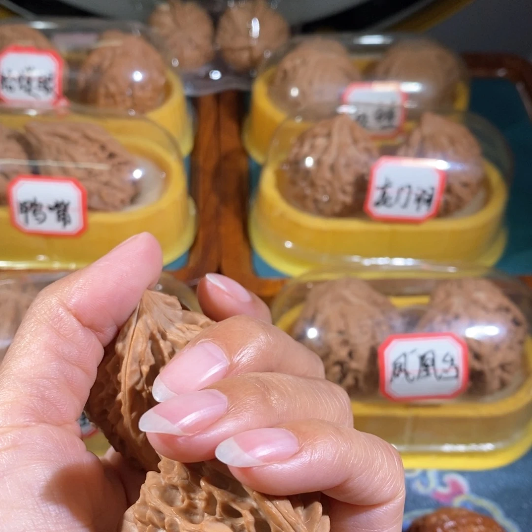 吊坠文玩核桃不*染龙门涧