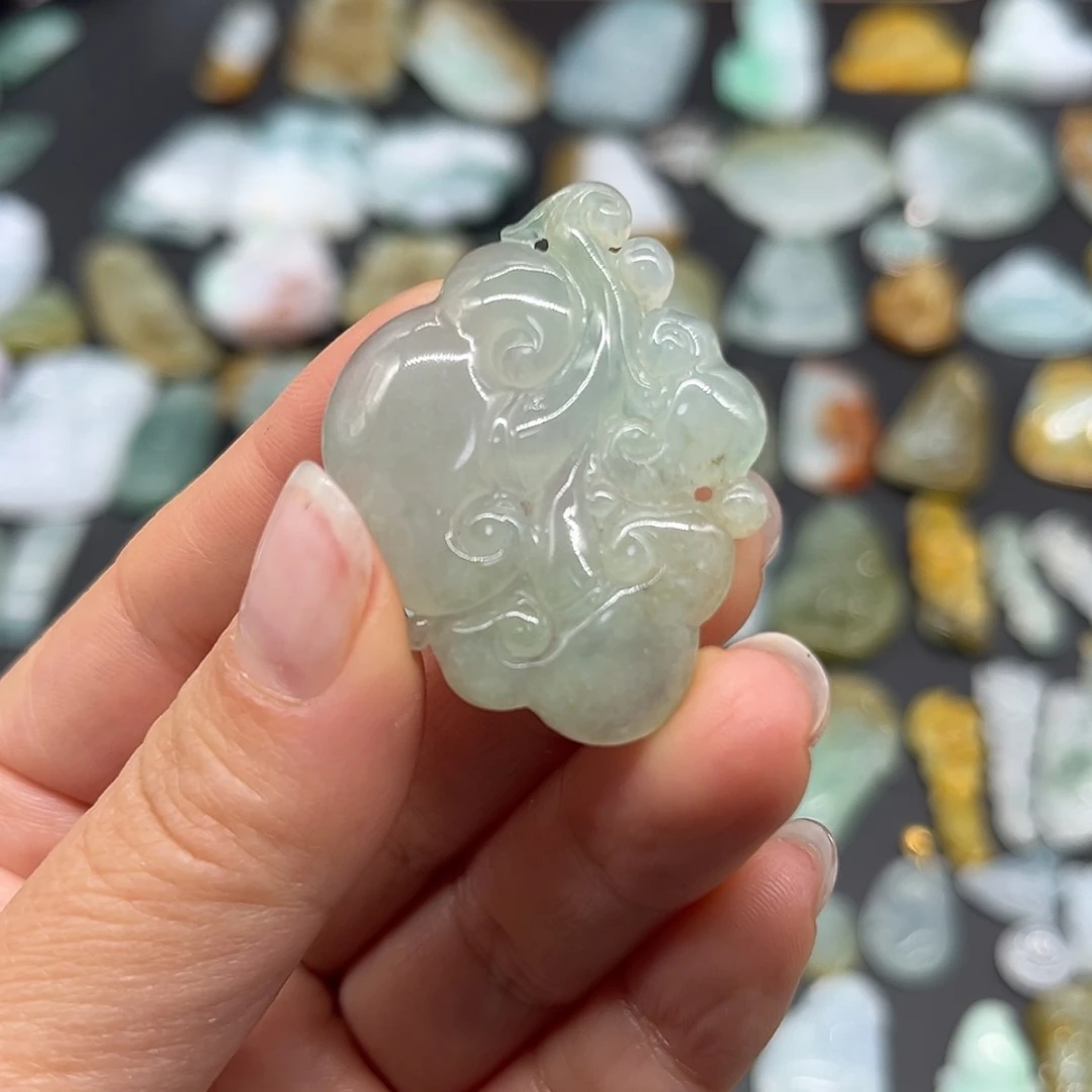 【闪购商品】翡翠颈饰未镶嵌灵芝如意