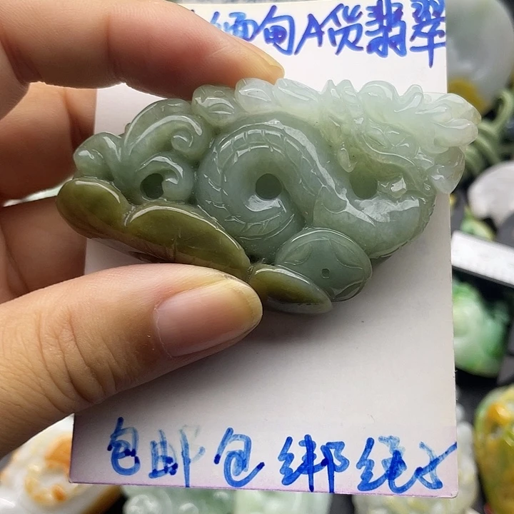 翡翠未镶嵌颈饰天然翡翠