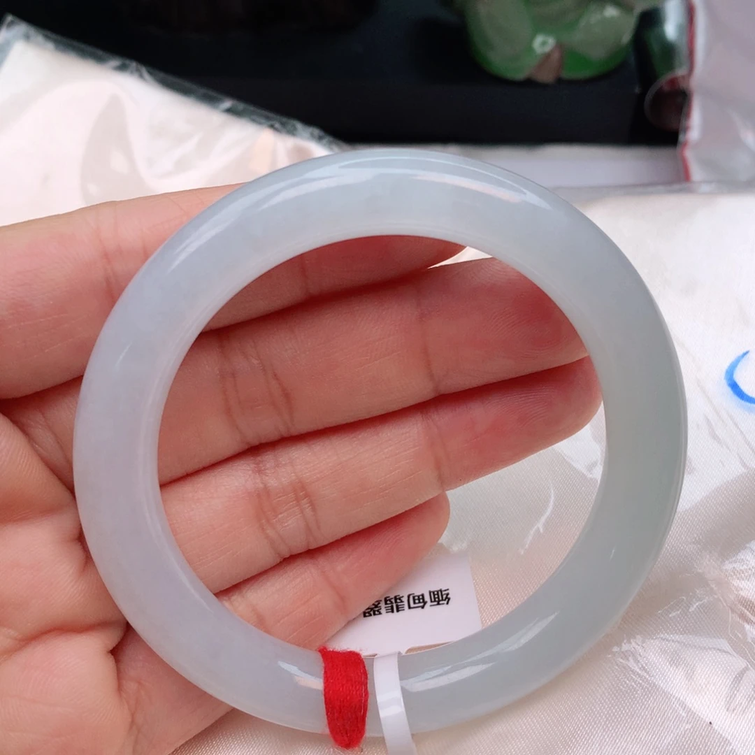 未镶嵌手镯翡翠翡翠手镯
