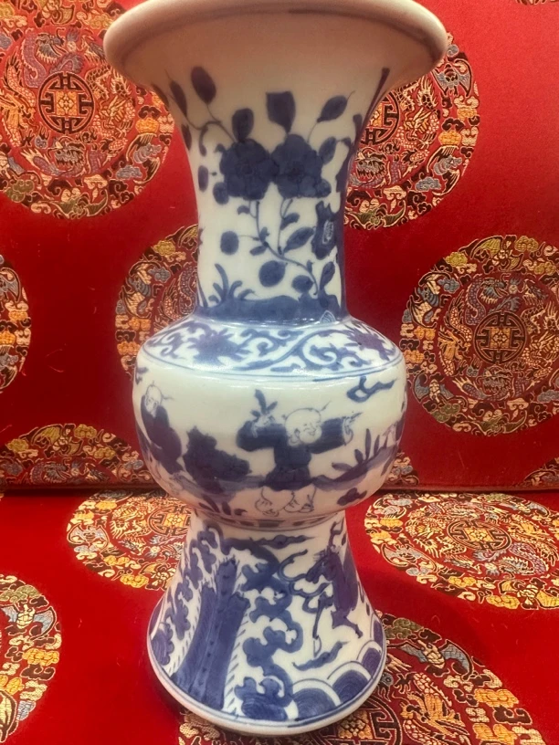 三古家青花人物花鼓