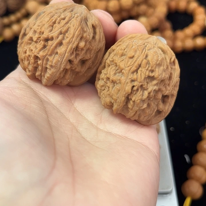把件文玩核桃40左右南疆，编号039