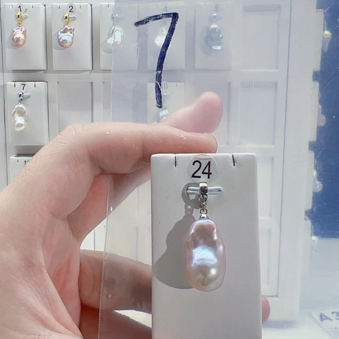 淡水珍珠颈饰合金