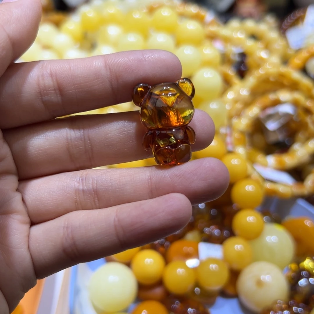 琥珀珠宝奇石未镶嵌