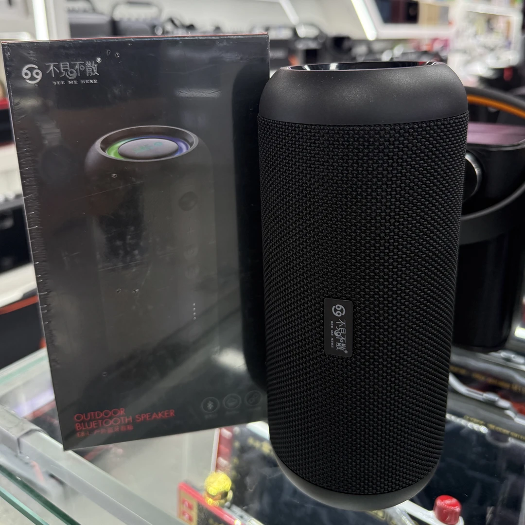 99新  店面展示机，不见不散 e8l，蓝牙音响