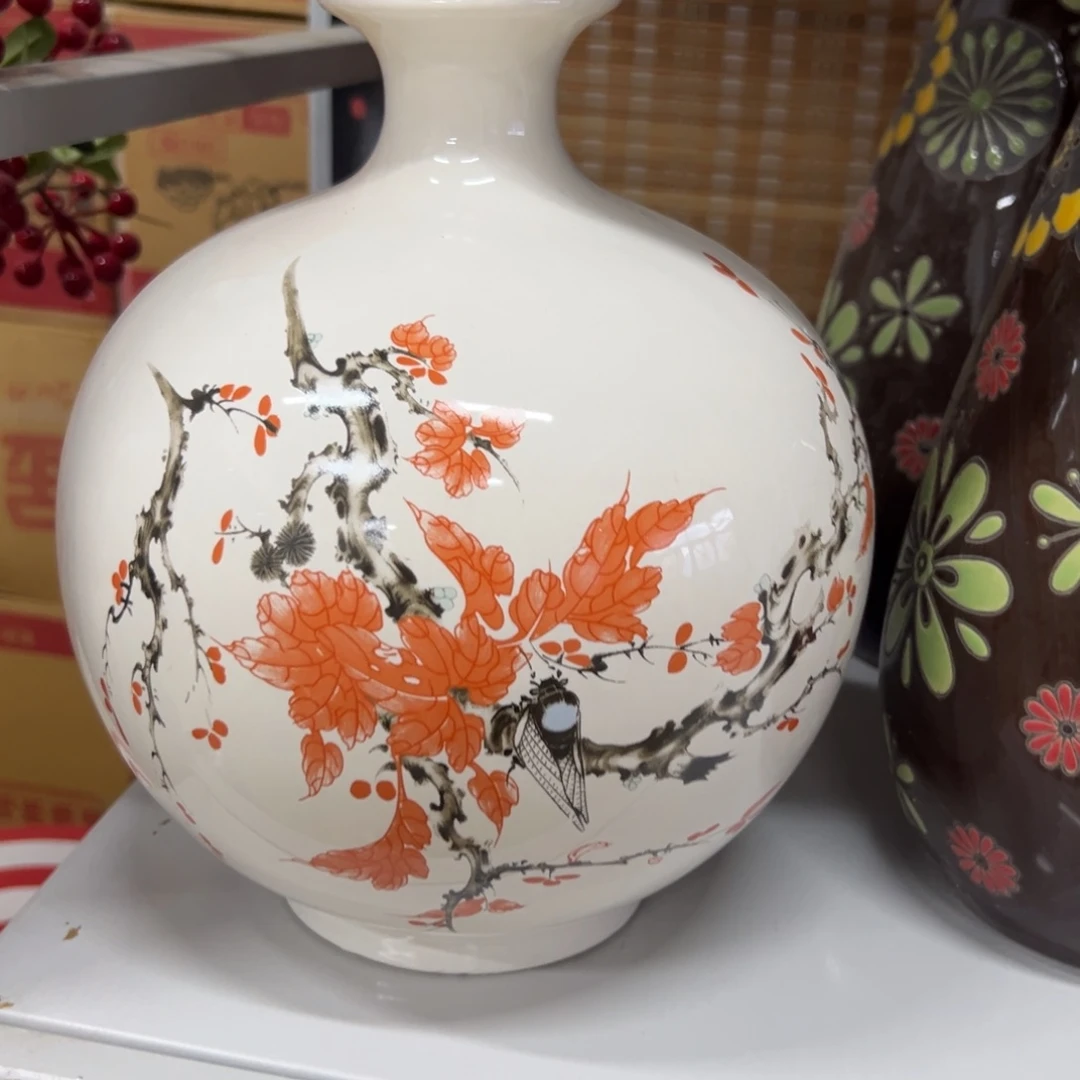 微瑕青花瓷器值得厚爱