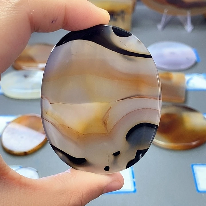 玛瑙/玉髓未镶嵌珠宝半成品