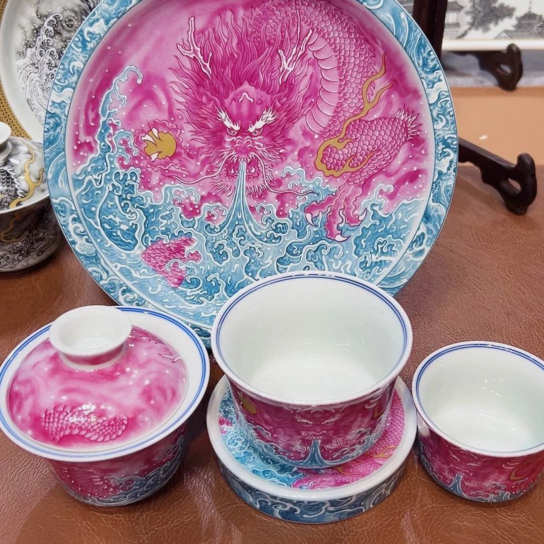 摆件景德镇陶瓷学院等多家知名高校建立