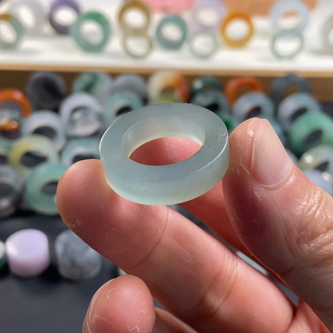 定制翡翠未镶嵌晴底