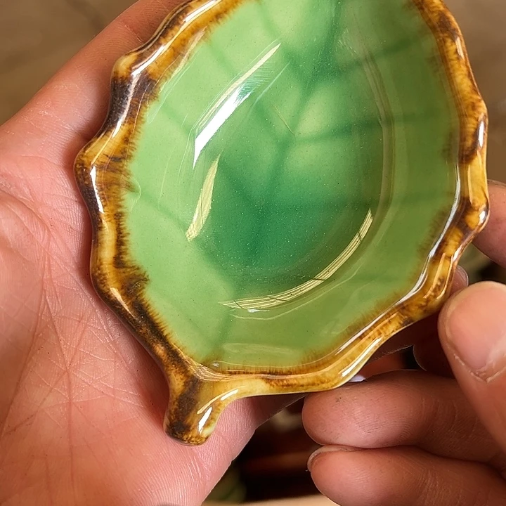 如***猴瓷问购商品小树叶一支