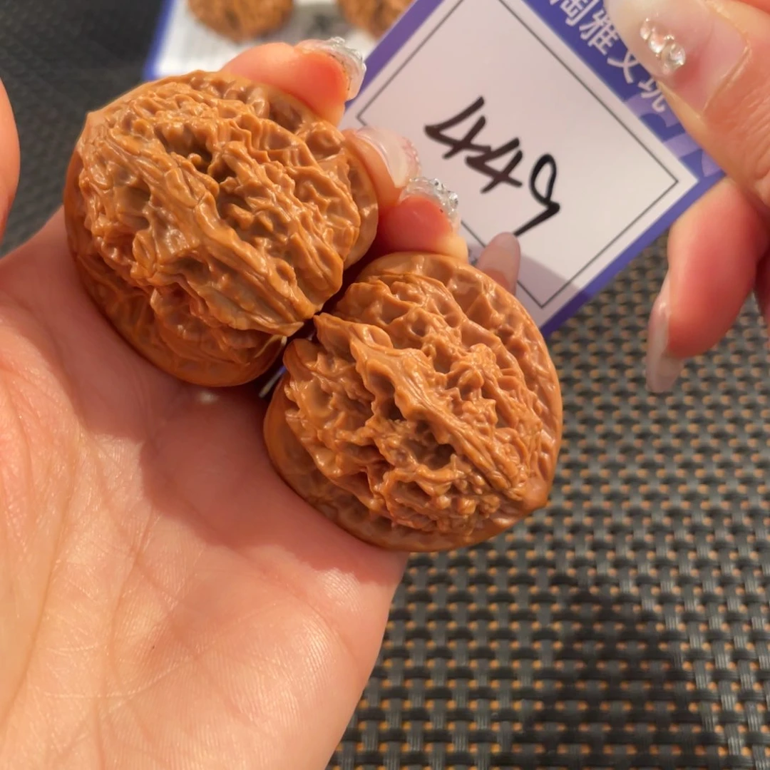 文玩核桃把件449号4.0➕霞云岭