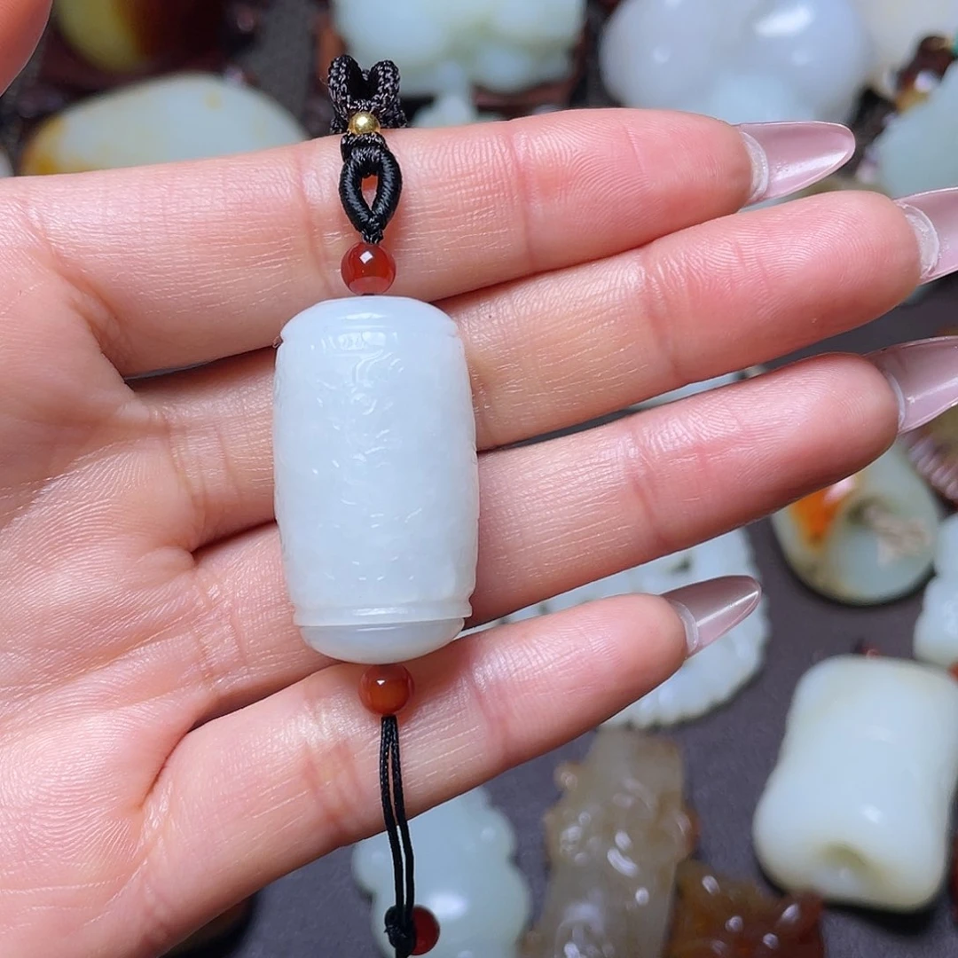 【闪购商品】未镶嵌和田玉挂件格**杨