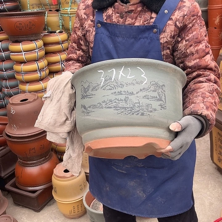 紫砂紫砂花盆和小