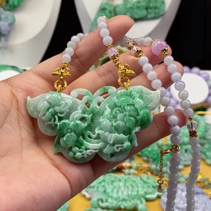 翡翠颈饰未镶嵌酒*翡翠吊坠