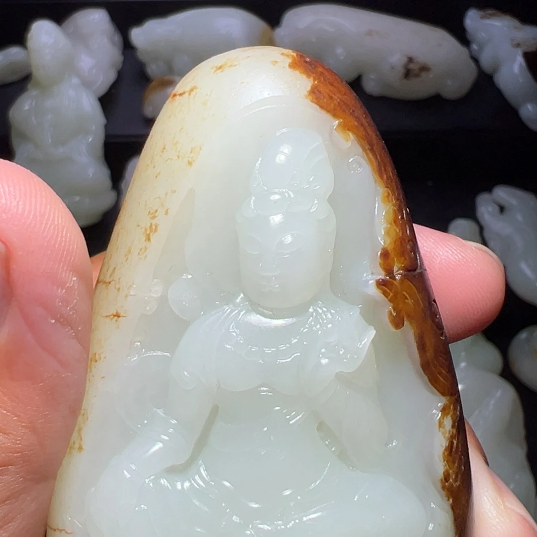 人***3和田玉未镶嵌颈饰