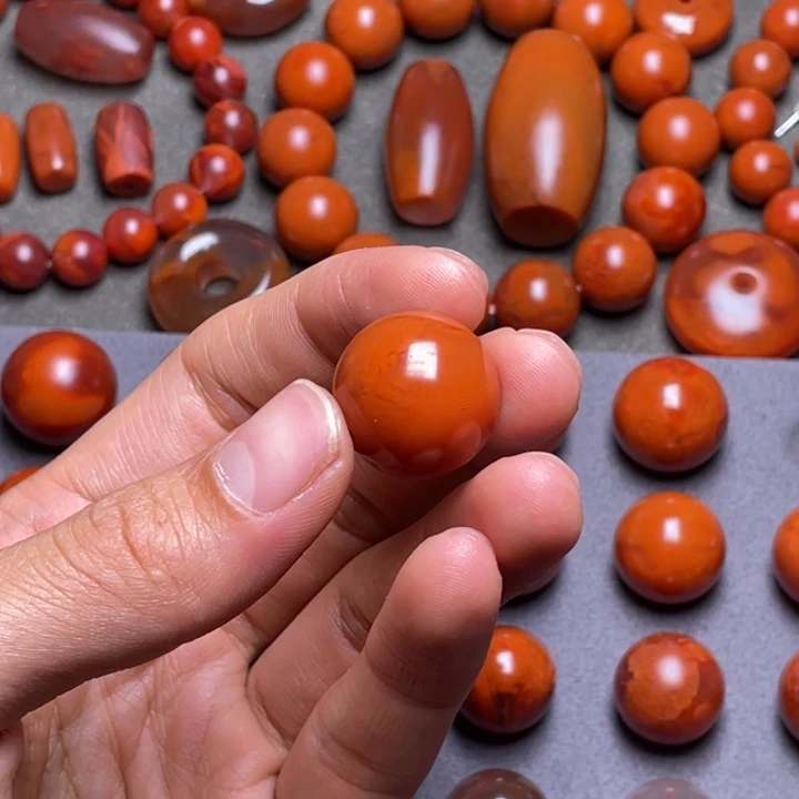 山***月南红玛瑙南红未镶嵌天然原矿南红珠子19.4毫米