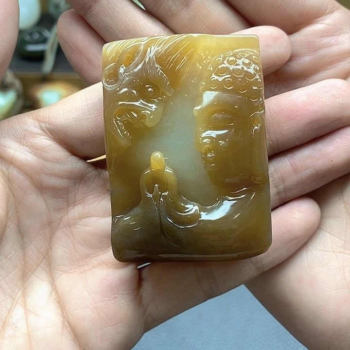 某***某和田玉未镶嵌挂件