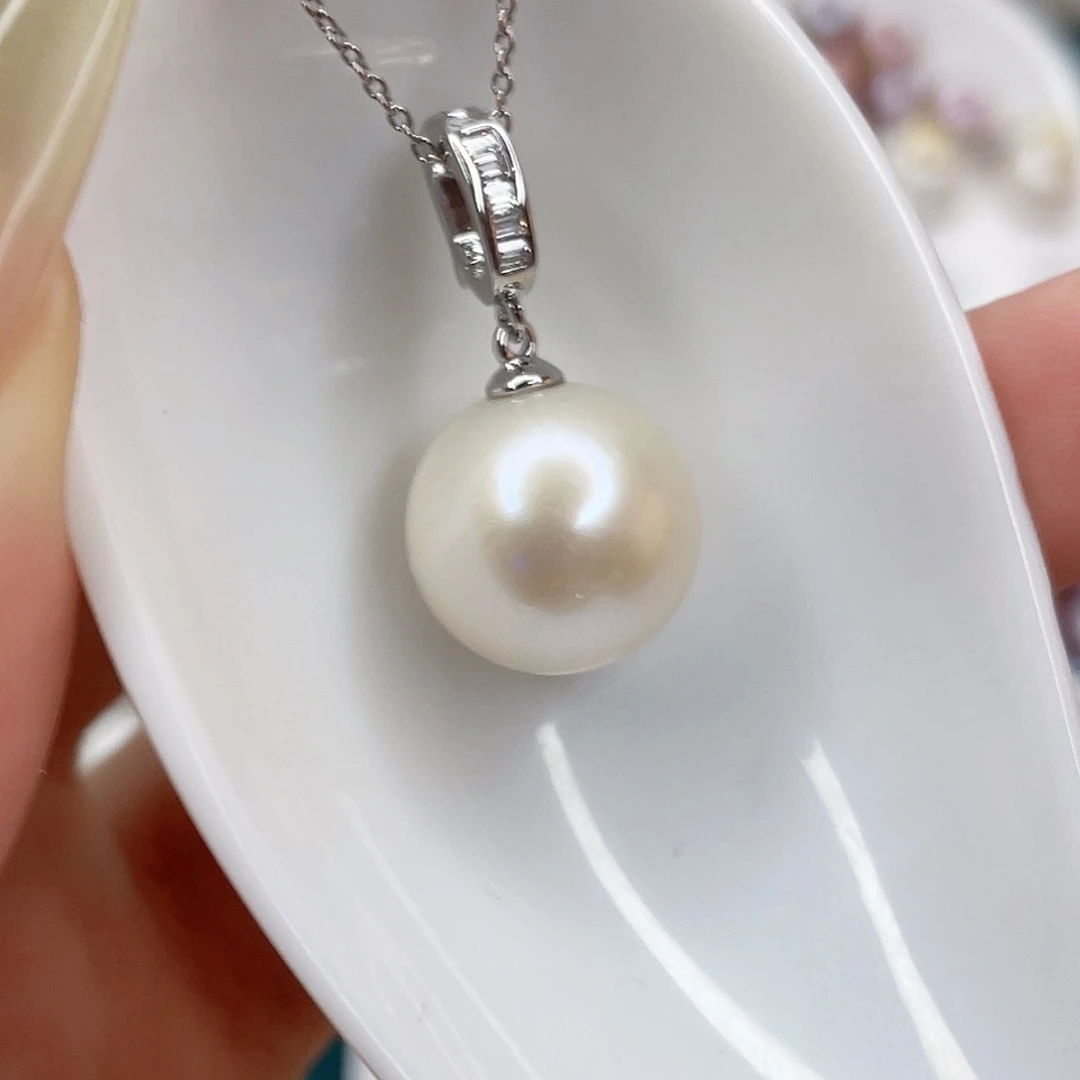 淡水珍珠未镶嵌吊坠(赠链)