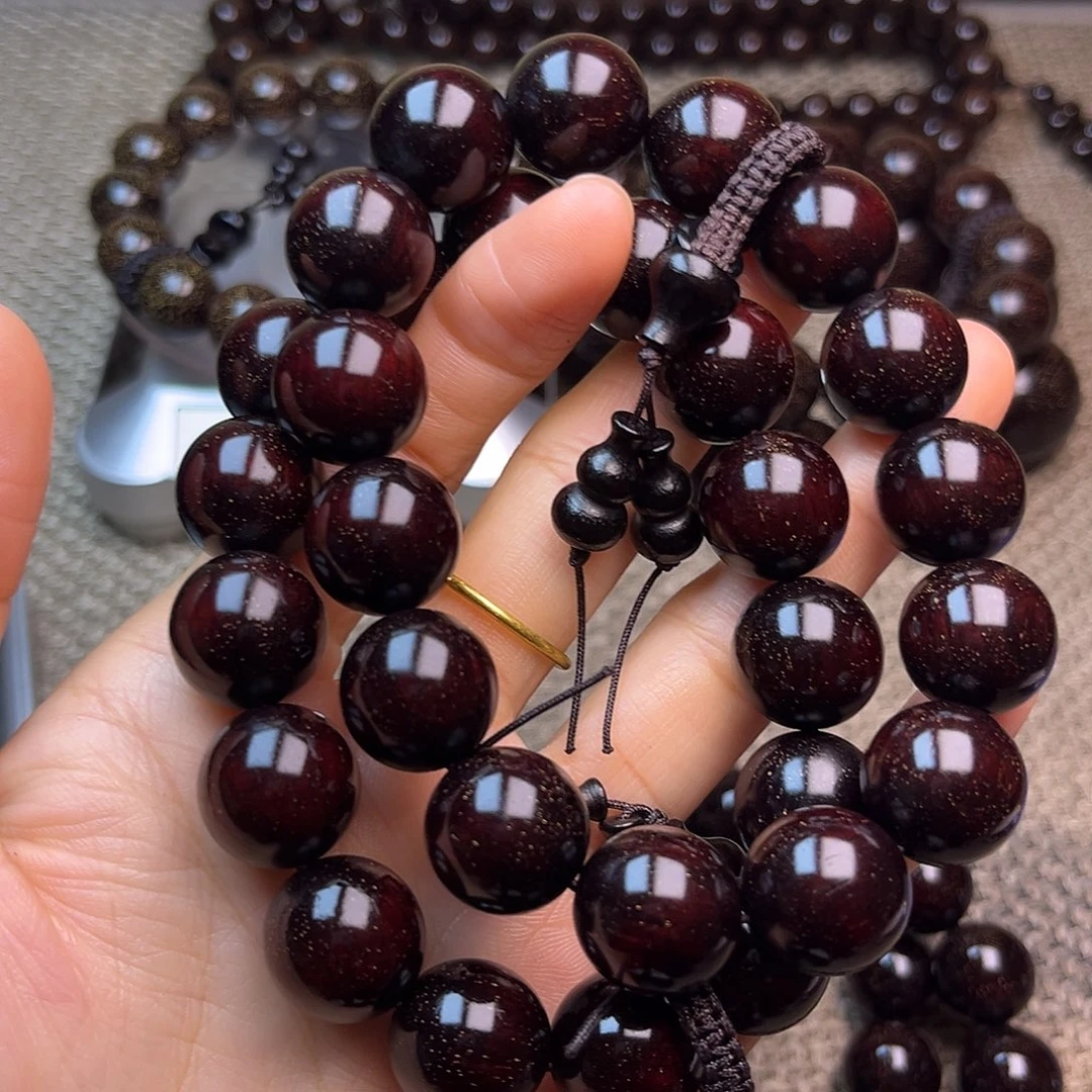 迂***回檀香紫檀（小叶紫檀）1.5 33颗 带星