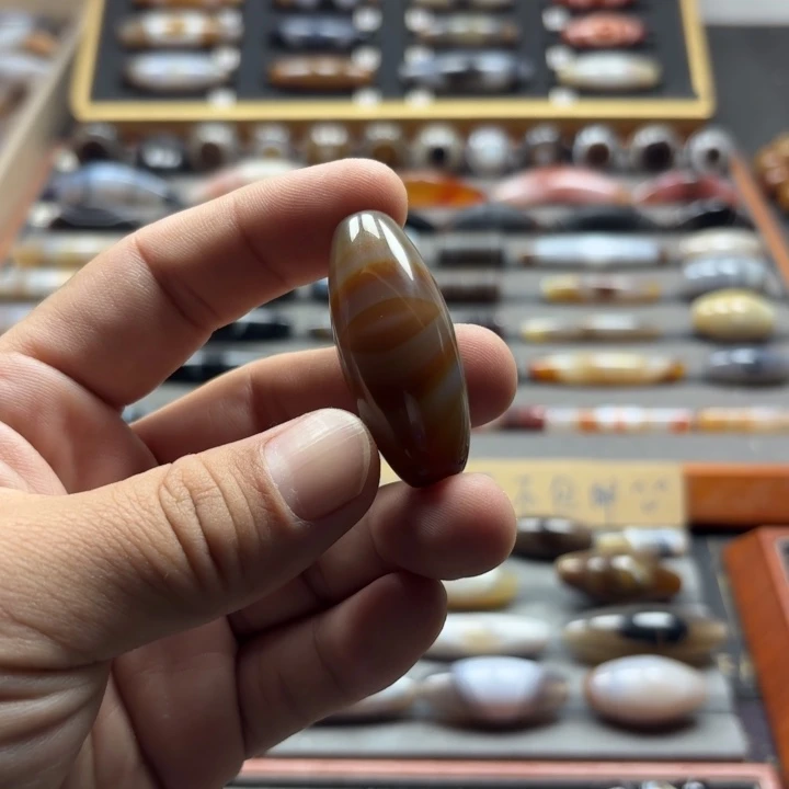 玛瑙/玉髓未镶嵌锁骨