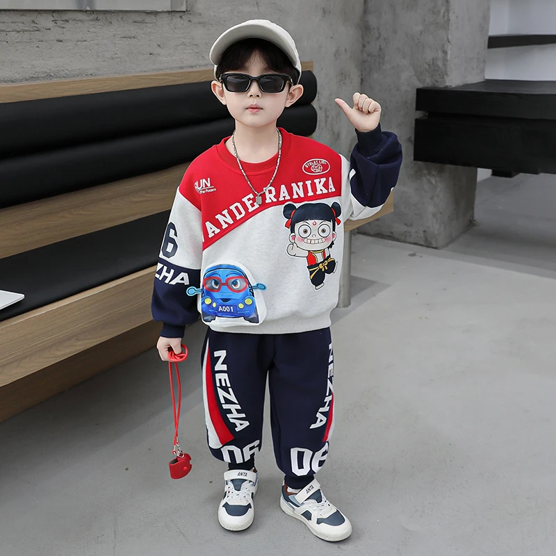 哪吒儿童服装男童卫衣套装秋装2025新款男孩宝宝帅气时髦潮两件套