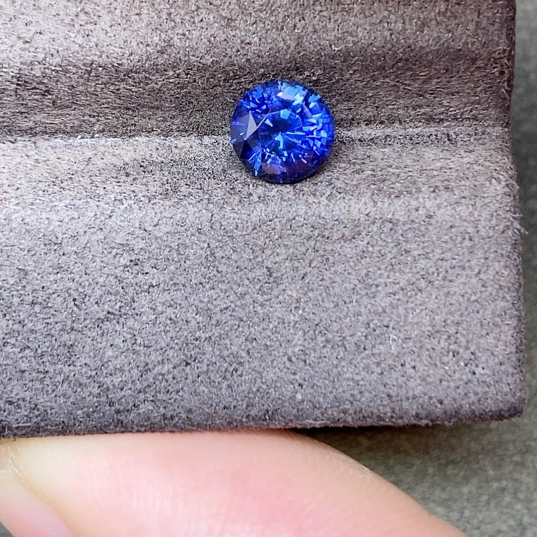 蓝宝石裸石1.02ct全净vb皇家蓝