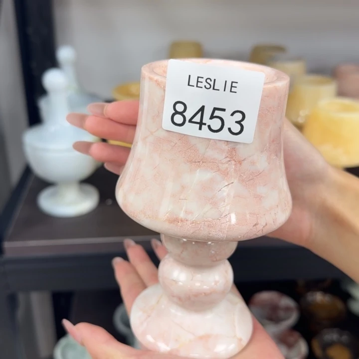 X453.         洋甘菊。7-2.