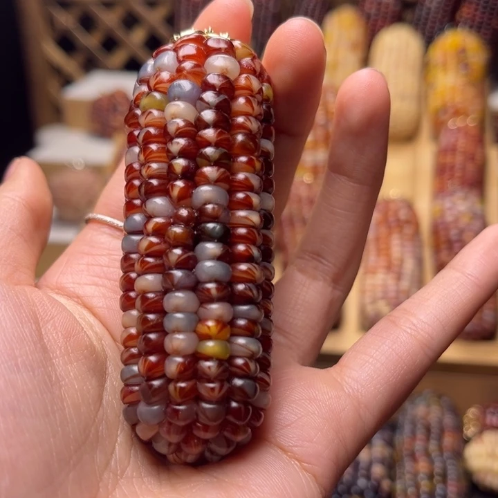 红色血线文玩玉米