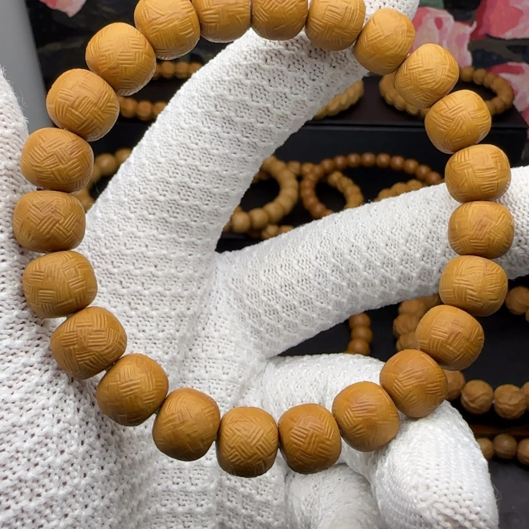 吊坠猴头核桃全品绣球