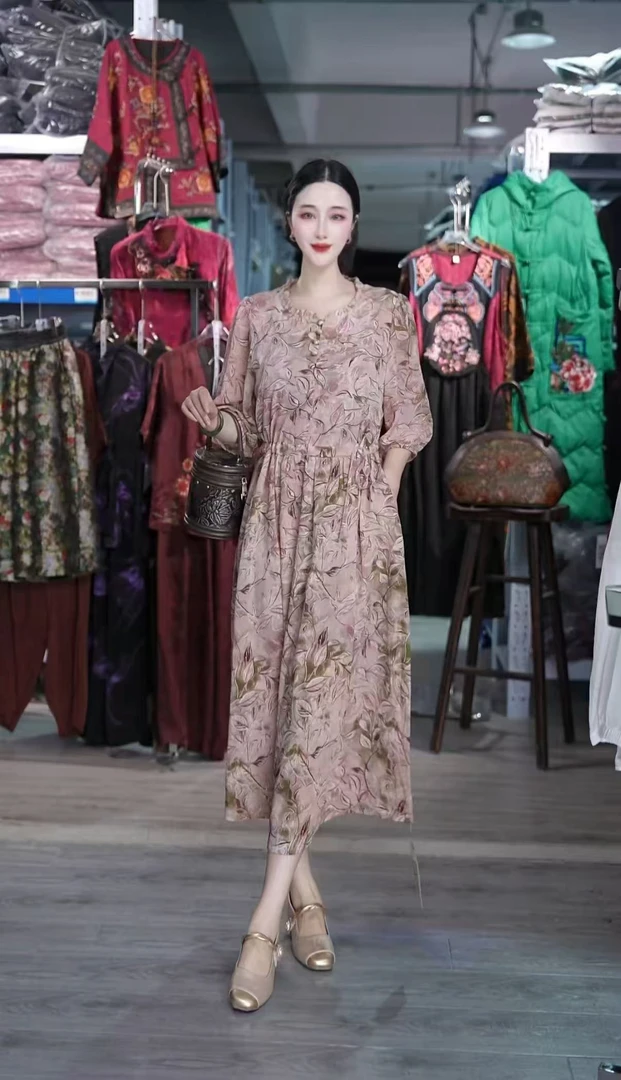 时尚显瘦气质百搭洋气收腰大码中长款修身百搭2025新款连衣裙L-2