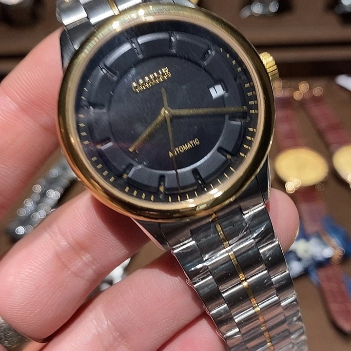 精钢孤品手表一个
