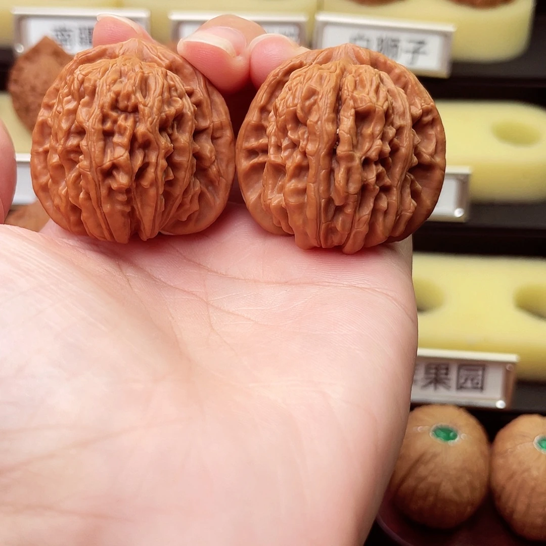 X***N吊坠文玩核桃四座楼40尺8122