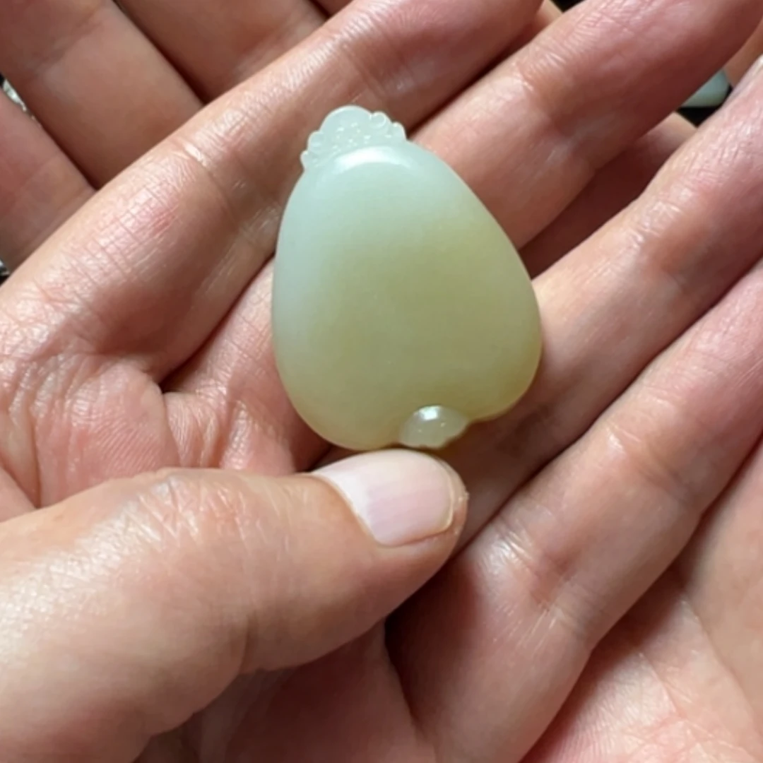 【闪购商品】和田玉未镶嵌颈饰金****件