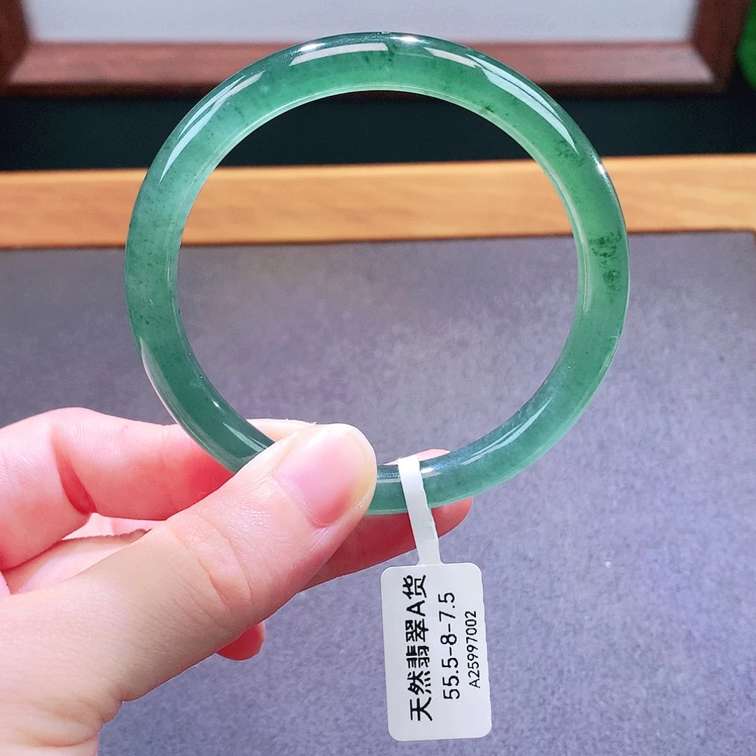 未镶嵌手镯翡翠天然翡翠