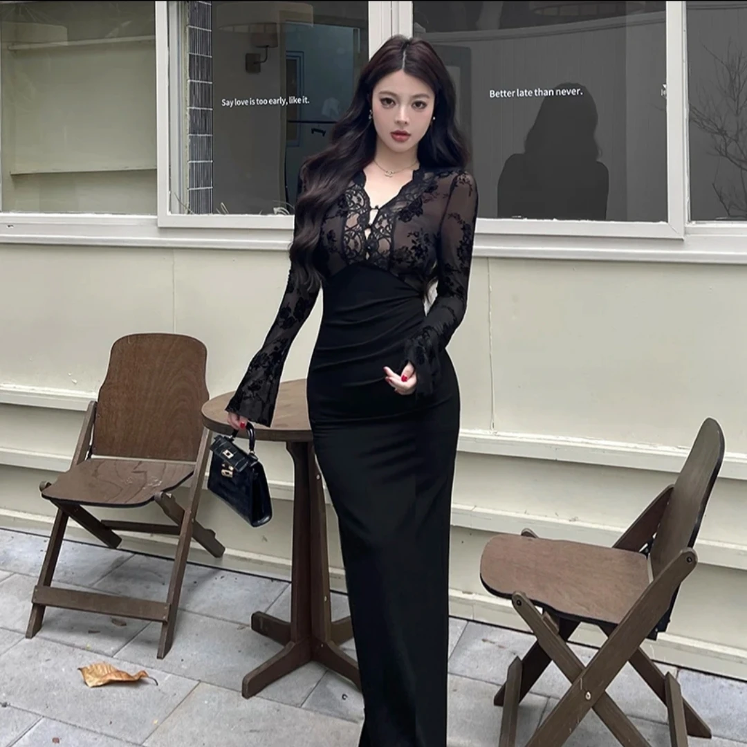 黑色蕾丝长袖连衣裙女秋冬新款内搭打底裙气质御姐风性感包臀长裙