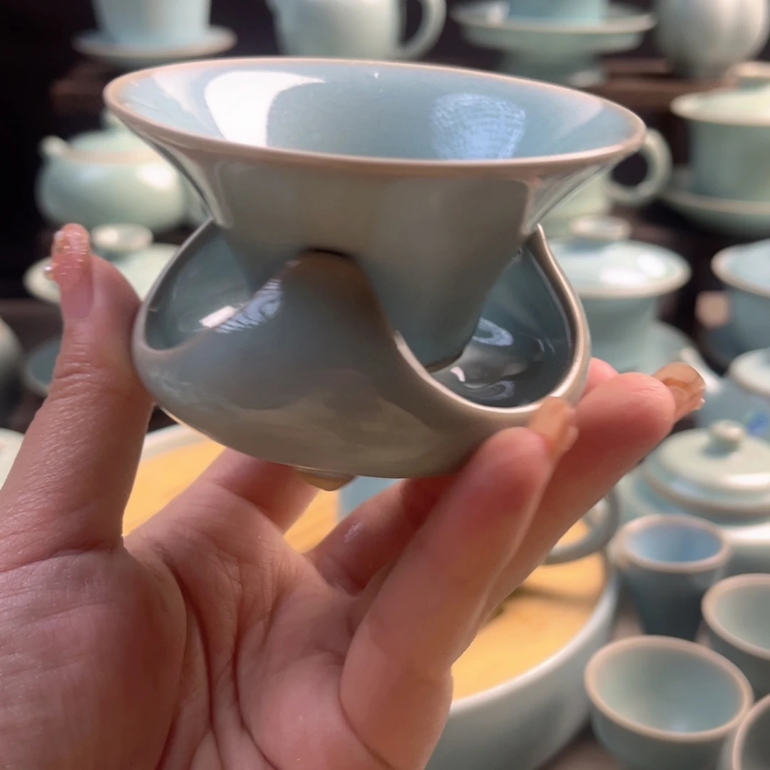 瓷天青釉斗笠茶漏