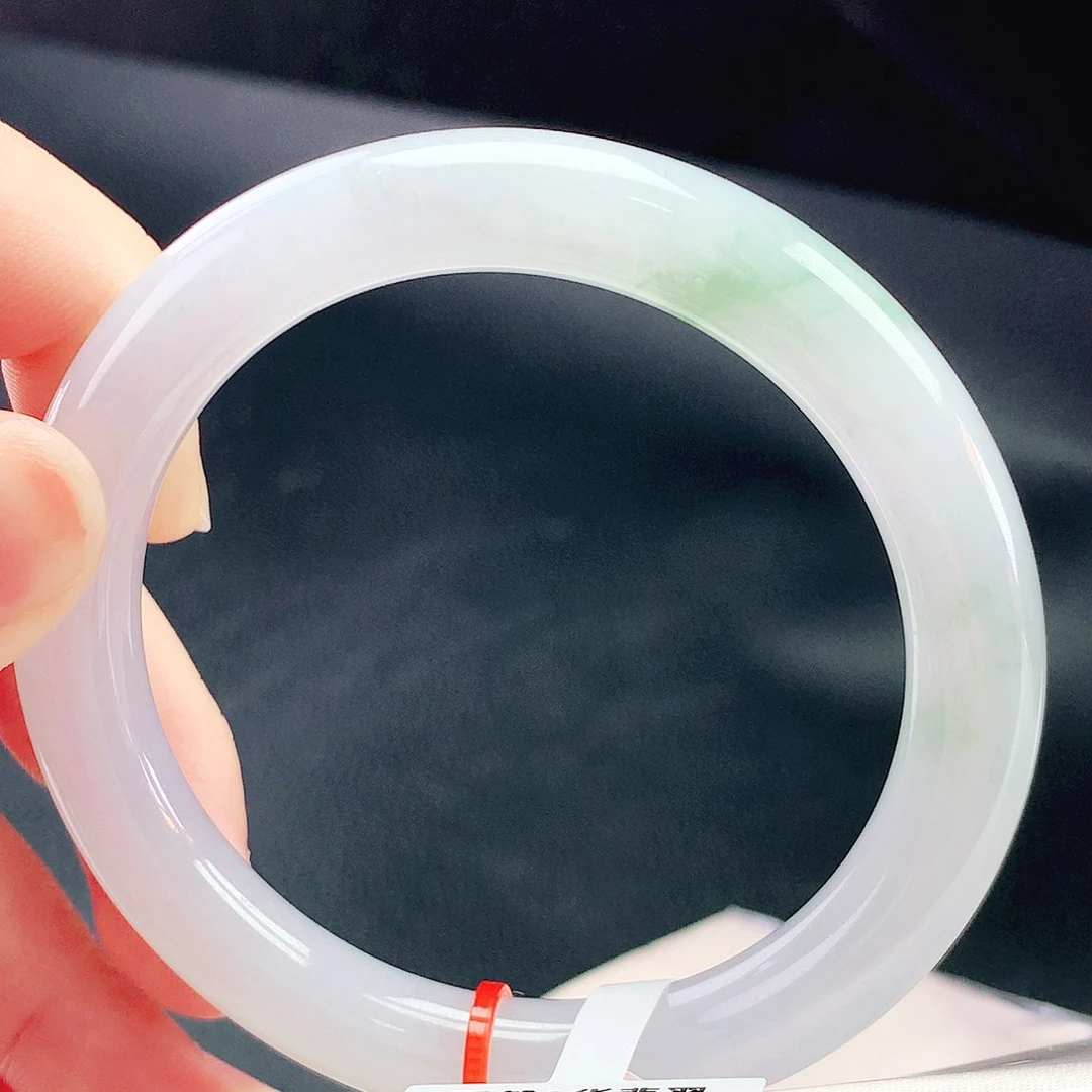 未镶嵌手镯（圆镯）翡翠57圈