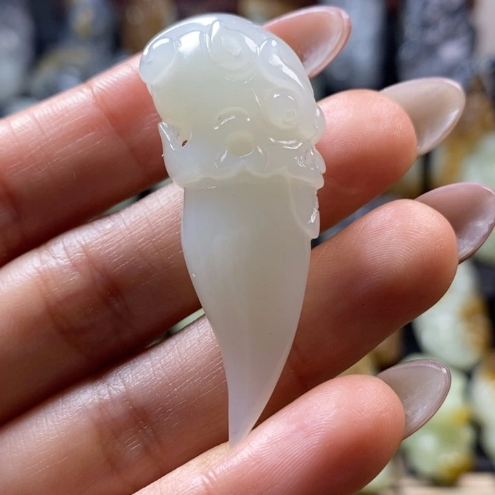 和田玉未镶嵌挂件