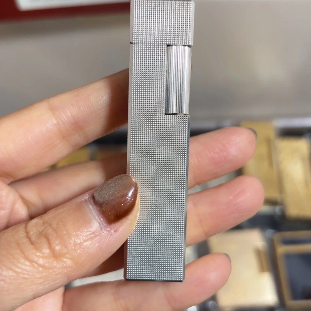 都登卡中古打火机