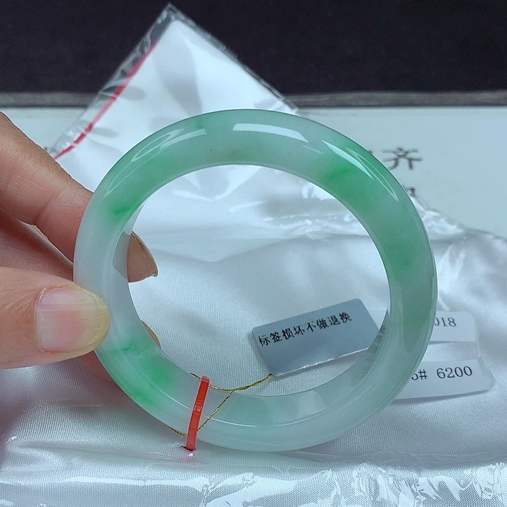 翡翠未镶嵌手镯55圈5018
