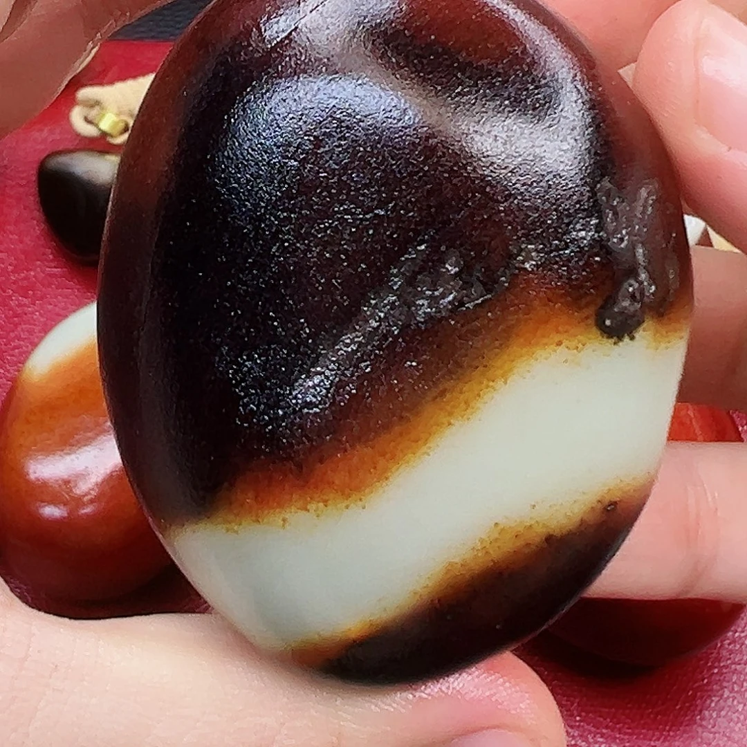 帝***都和田玉未镶嵌挂件