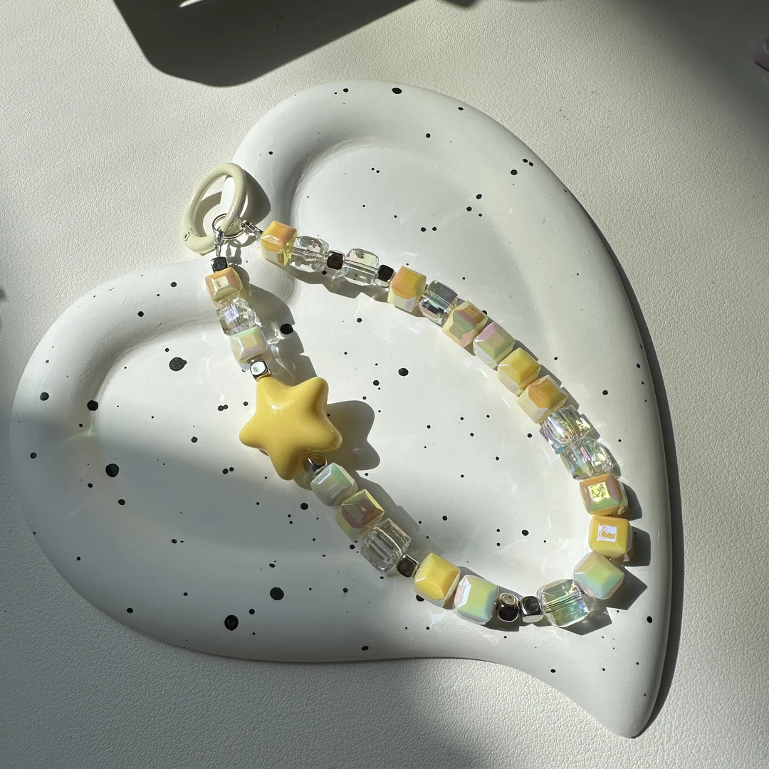 原创串珠星星小熊手机链ccd相机防丢挂绳个性挂件diy时尚创意ins