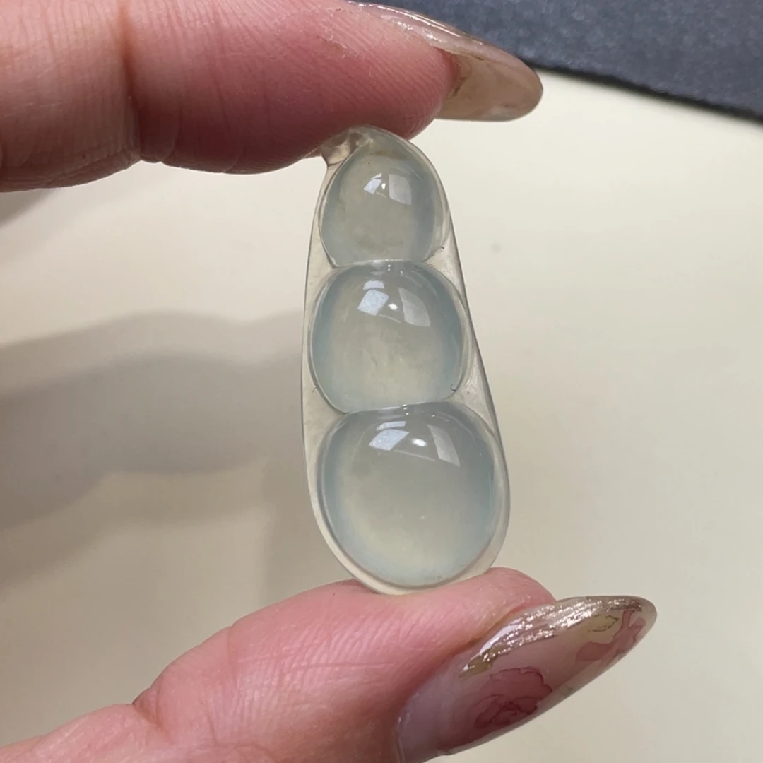 定制翡翠未镶嵌豆子