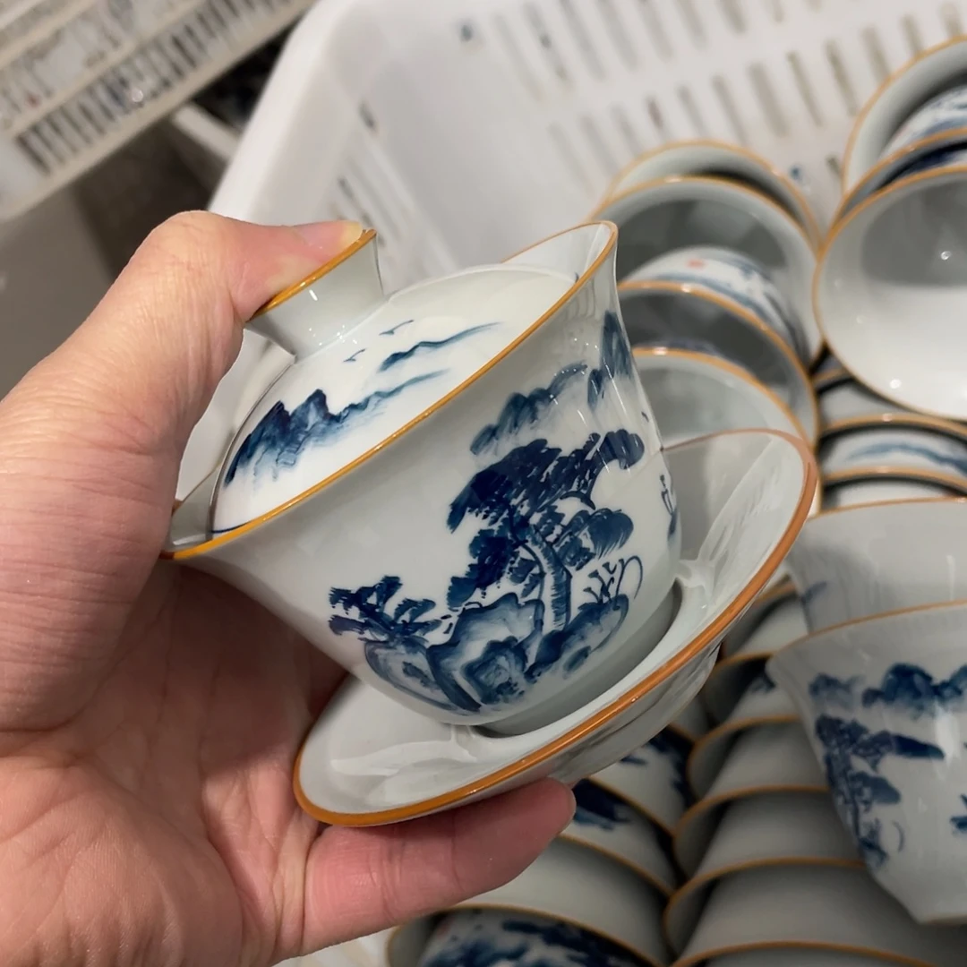 釉下手绘茶具，大瑕