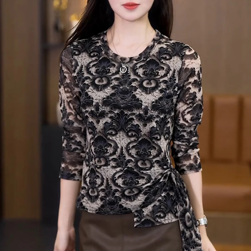 2025早秋季新款时尚洋气圆领长袖T恤打底小衫女修身显瘦上衣外穿